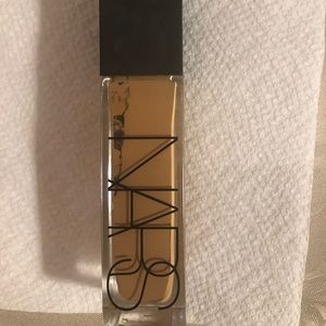 Nars foundation